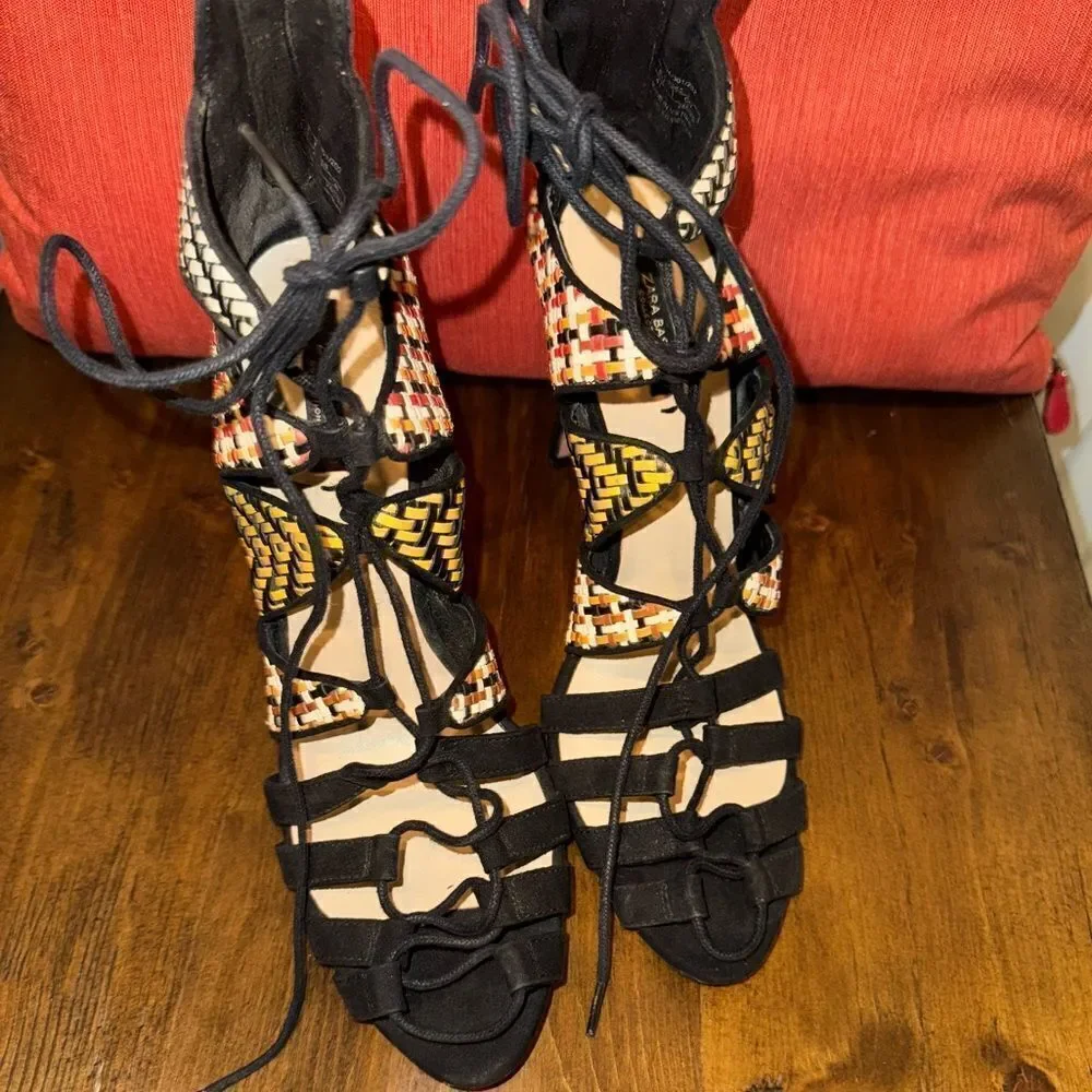 ZARA Sandal Strappy Black Faux Suede Woven Multicolor Stiletto Heel EUC sz 41